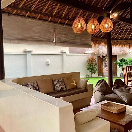 Alizee Villa Seminyak Exteriör bild