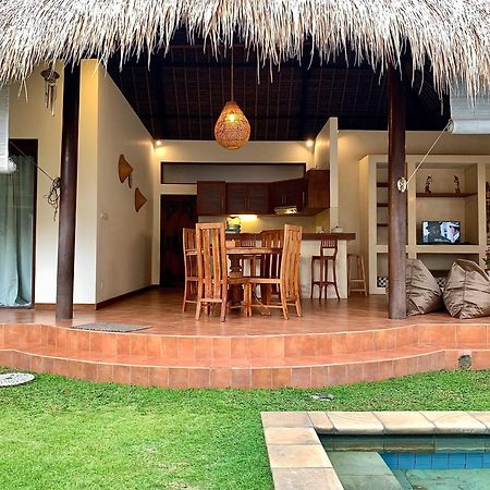 Alizee Villa Seminyak Exteriör bild